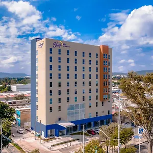 **** Inn Sleep Galerías México